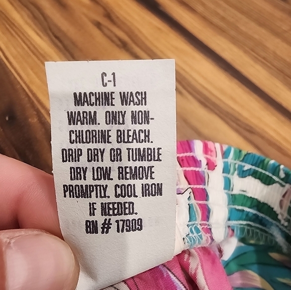 Vtg Pykettes Hawaiian Floral Bird Midi Skirt with Pockets - Picture 8 of 11